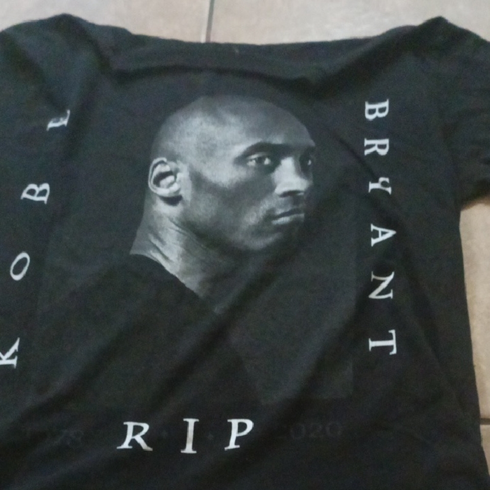 Source Unknown Black Tribute Tee - image 1